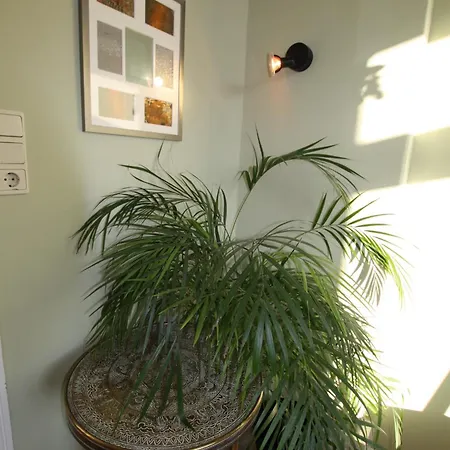 Der Kunstsalon شقة *