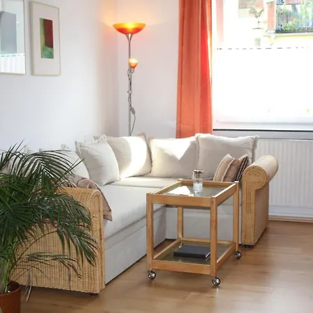 Der Kunstsalon شقة